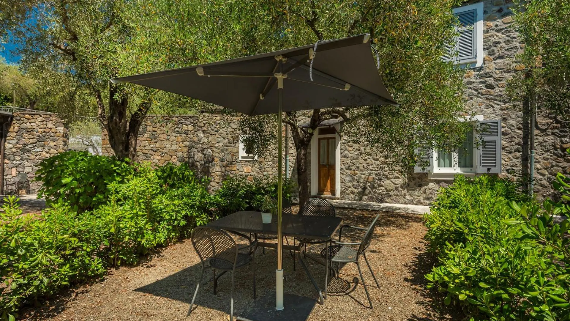 Glamping Degli Ulivi Hotel Framura Campsite